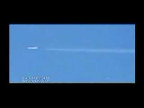 Dan Aykroyd Unplugged on UFOs - 3 of 8