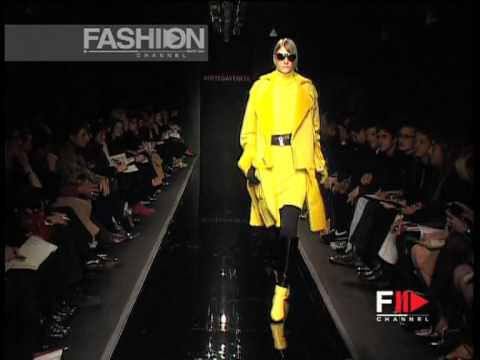 "Bottega Veneta" Autumn Winter 2001 2002 Milano 2 of 3 pret a porter by FashionChannel