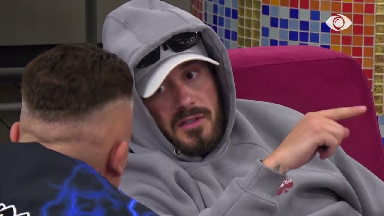 Nuk ke këllqe, një koment që pasoi me shumë debate mes Romeos dhe Albit