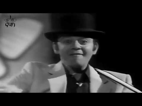 I Gufi - Il gallo è morto