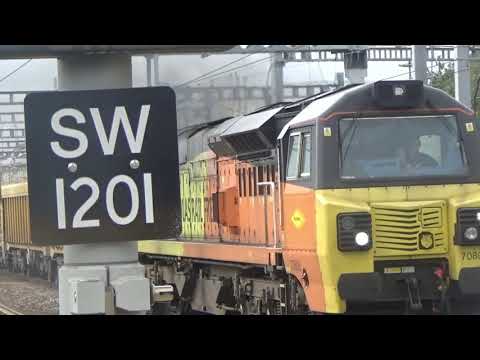 Scrap train movement Swindon Train station Wiltshire 8.10.2021