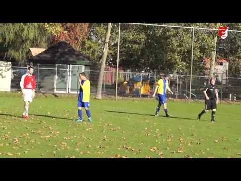 Voetbalwedstrijd Internos 8 - Rood-Wit 6