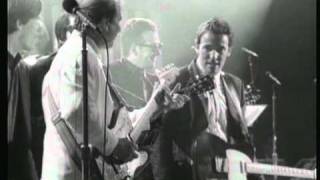 James Burton/Bruce Springsteen guitar solos "Pretty Woman" Roy Orbison Live.