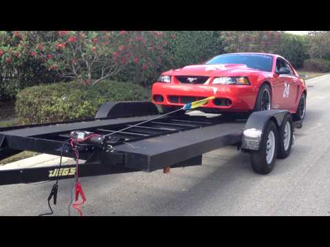 4000 Winch, with RaceCarTowHook, bolted to chassis, 3300 Mustang