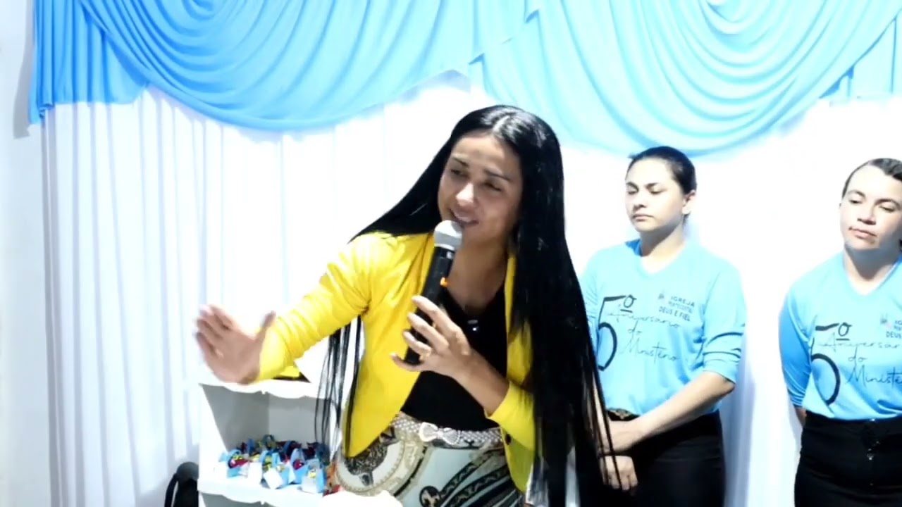 Não sai da olaria - Pregação como você nunca viu Jeremias 18 / Pra : Samarah Souza