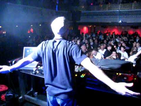 Randy Boyer @ Ruby Skye, SF (11/6/09) | Oasis - Champagne Supernova