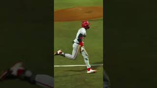 Georgia vs. Kennesaw State was a 🎥🔥! Junior Ryan Black came up CLUTCH with a bomb to tie thegame!
