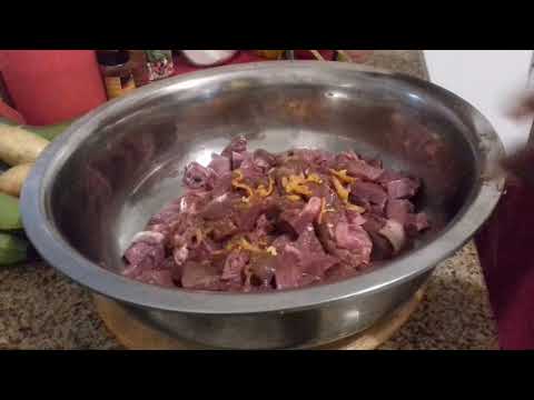 How to cook pig liver/heart Jamaican breakfast real country style(1)