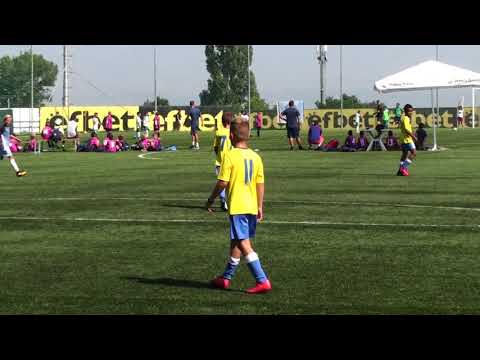 Levski Sf - Apolon Kraguevac 3:0 /Final- 1 half/