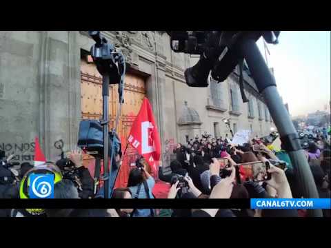 Feministas vuelven a protestar en Palacio Nacional