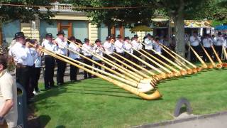 preview picture of video 'Vevey : Léman tradition - Barques et Cor des Alpes'