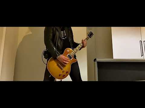 SLASH LIVE TONE Paris 1992 It's So Easy SOLO Live - Guns N' Roses