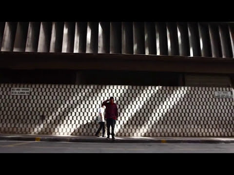 MC Billeta feat.Niel Brown - Está al Revés