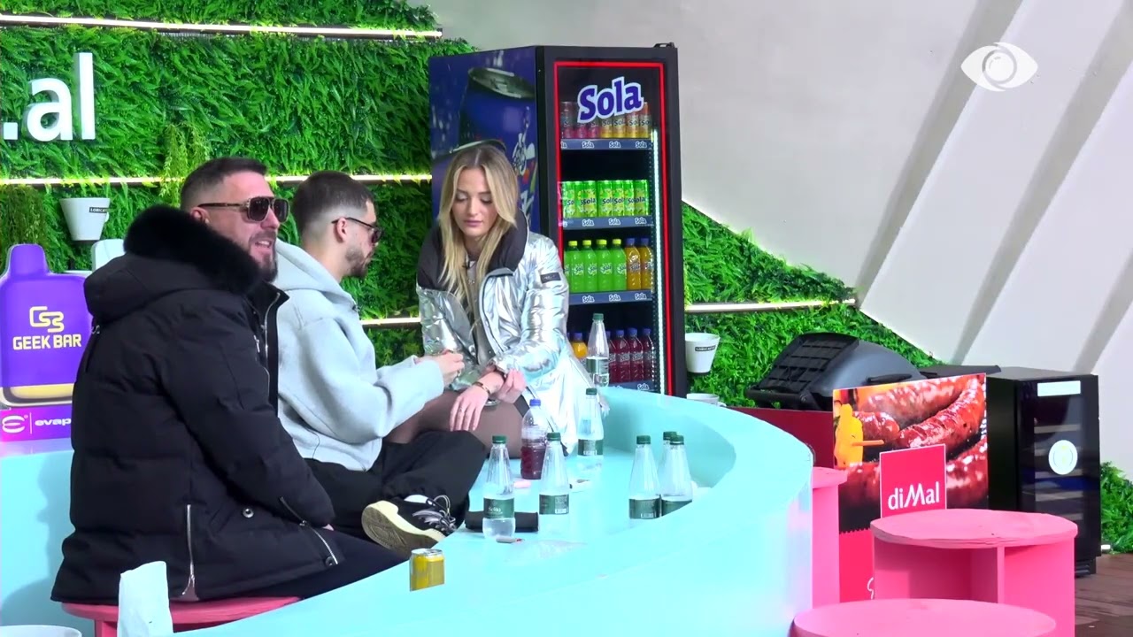 Hajde banane…/ Keijsi i shkon nga pas Kristit