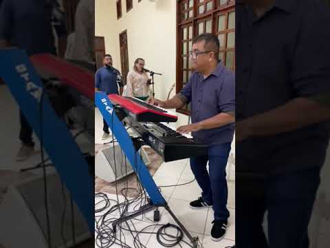 Hino C-95  vida Santa