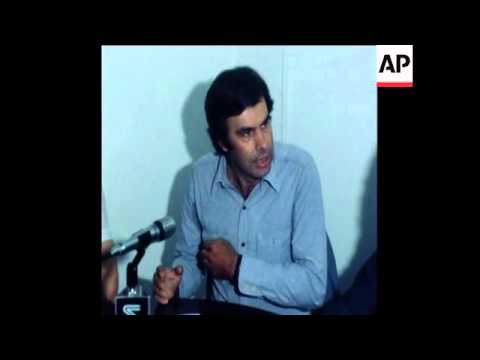 SYND 7 9 77 SOCIALIST WORKERS PARTY LEADER FELIPE GONZALES PRESS CONFERENCE