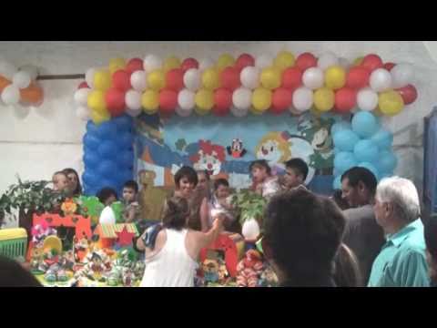 Cenas do DVD do aniversário do Guilherme