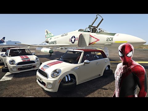 Örümcek Adam Savaş Uçağı ve Uçan Araba Mini Cooper Kullanıyor Çizgi Film Gibi
