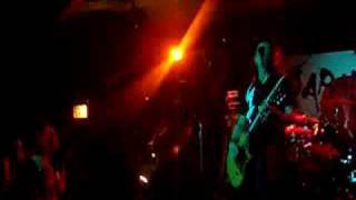 Download lagu Stance Punks: 'No Boy No Cry' mp3