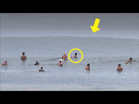 Surfer Hunts Down Wave Of The Day (Opening Scene) – Canggu