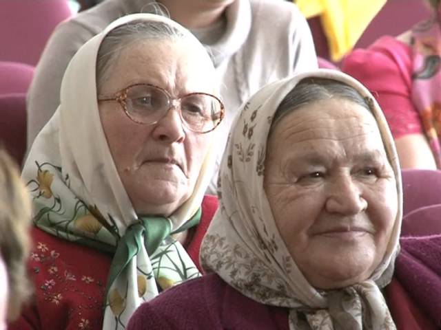 Мамы мам, праздник вам!