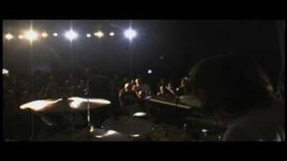 Between the Trees - The Way She Feels (LIVE)