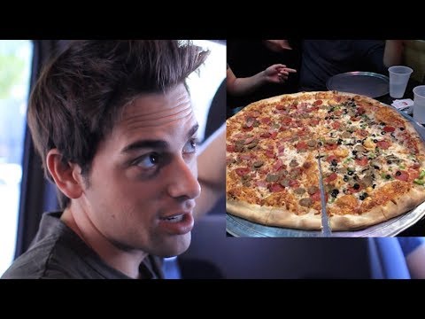 BIGGEST PIZZA IN TEXAS...