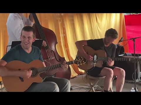 Yeux Noirs Giniaux Seyer Congiu