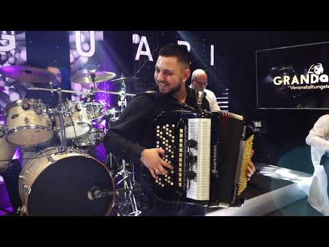 Nela Raic & Jaguari - Muzikanti MEGA DRAJF