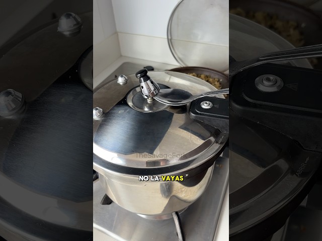 Vídeo relacionado con Hawkins Futura anodizado Duro F10 – 12 Válvula de Seguridad para ollas a presión