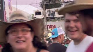 Little red rodeo Phil Vassar￼