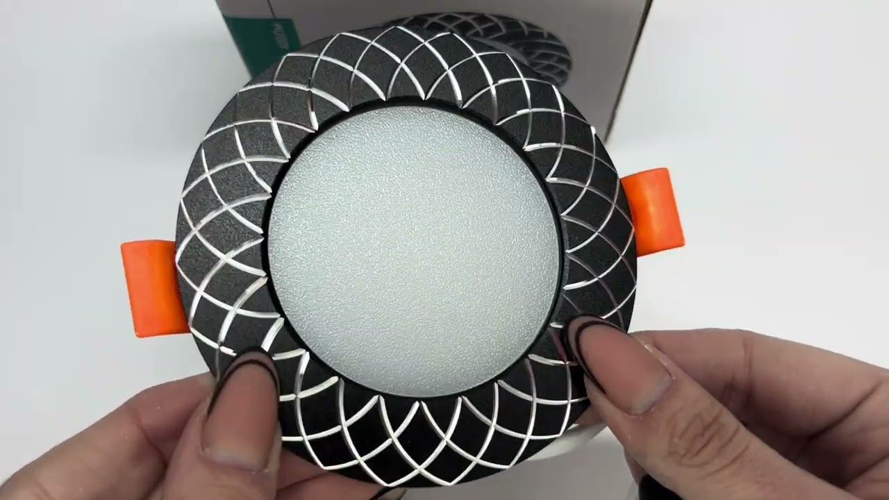 Точечный LED светильник FERON AL780 5W 400Lm 4000K черный 29484