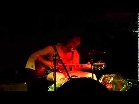 Dead Elvis & His One Man Grave - Shake! - live sidro club