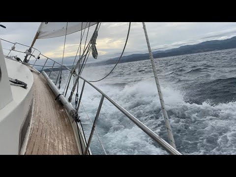 Sailing across the Cook Strait of New Zealand in an Amel Super Maramu.