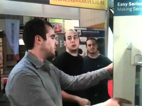 Opstelling beursstand te Wieze