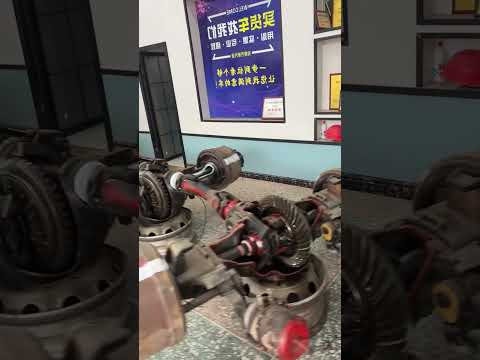 Do you know what the differential of a truck does?#African #truck...more