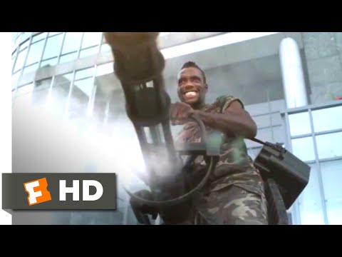 キルゾンビ!(2013) - ミニガン突撃シーン (7/10) ｜Movieclips (Kill Zombie! (2013) - Minigun Assault Scene (7/10) | Movieclips)