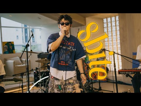 8bite - live in Bedroom