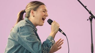 Heaven&#39;s Song + No One Like The Lord - UPPERROOM