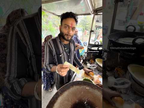 20/-रुपए wala vada pav लस्सी ke साथ 😋