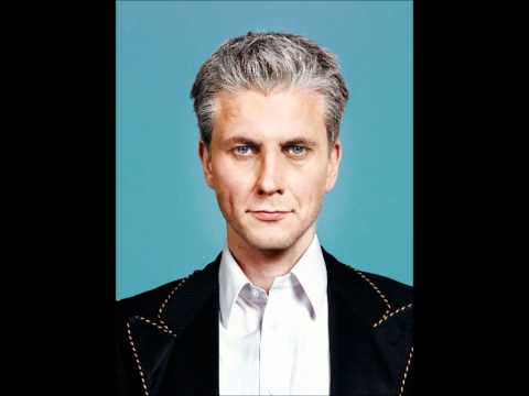 Nýdönsk - Svefninn Laðar