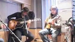 Kasabian - Shoot The Runner (Acoustic at Europe 2)