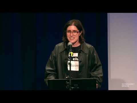 Emmy Blotnick at Uptown Showdown - Introverts Vs. Extroverts