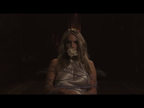 Nikki Milou - Tell her I said hi (Official Music Video)