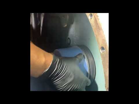 Detroit series 60 rear main seal installation