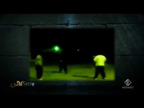 Real Mistery - Lo Gnomo armato di Ascia incuriosito dal gioco degli umani