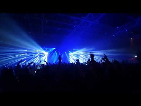 Fedde Le Grand - Right Here, Right Now Mashup LIVE
