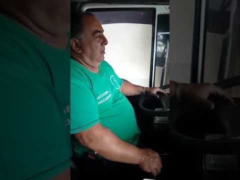 Emocionante mi papá cantando