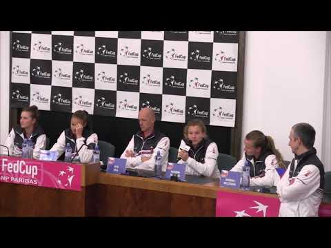 Tisková konference českého fedcupového týmu po pátečním losu