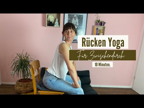 Gesunde Wirbelsäule: 10 Minuten Rücken Yoga am Stuhl